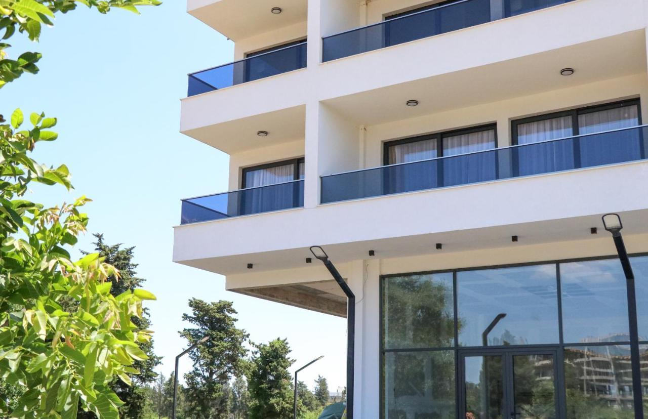 Xelent Hotel Ulcinj Exterior foto
